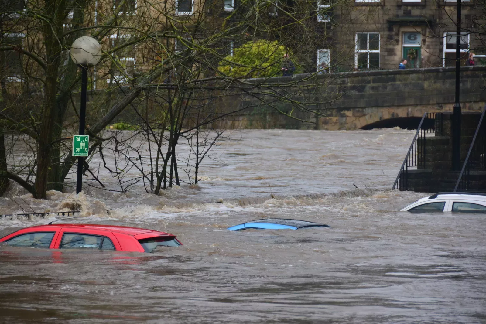 záplavy, photo by Chris Gallagher