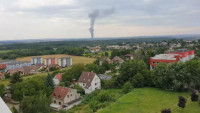 Požár skladovací haly v pražské Uhříněvsi. (25.7.2021)