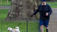 Boris Johnson se svým psem Dilynem