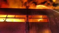 Požár výrobní haly v Břidličné. (28.7.2021)