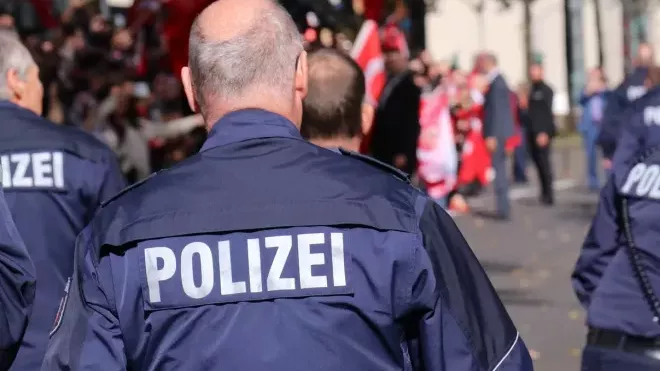 Extremisté v Německu plánovali převrat, policie je zadržela