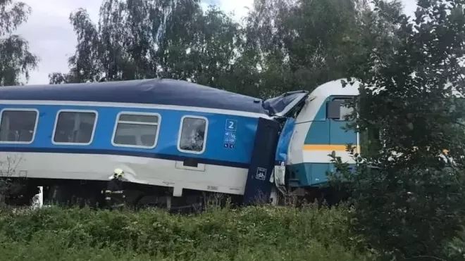 Po srážce vlaků u Domažlic několik mrtvých a zraněných