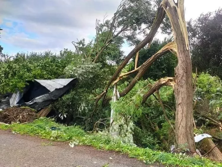 Následky řádění tornáda na Slovensku. (5.8.2021)