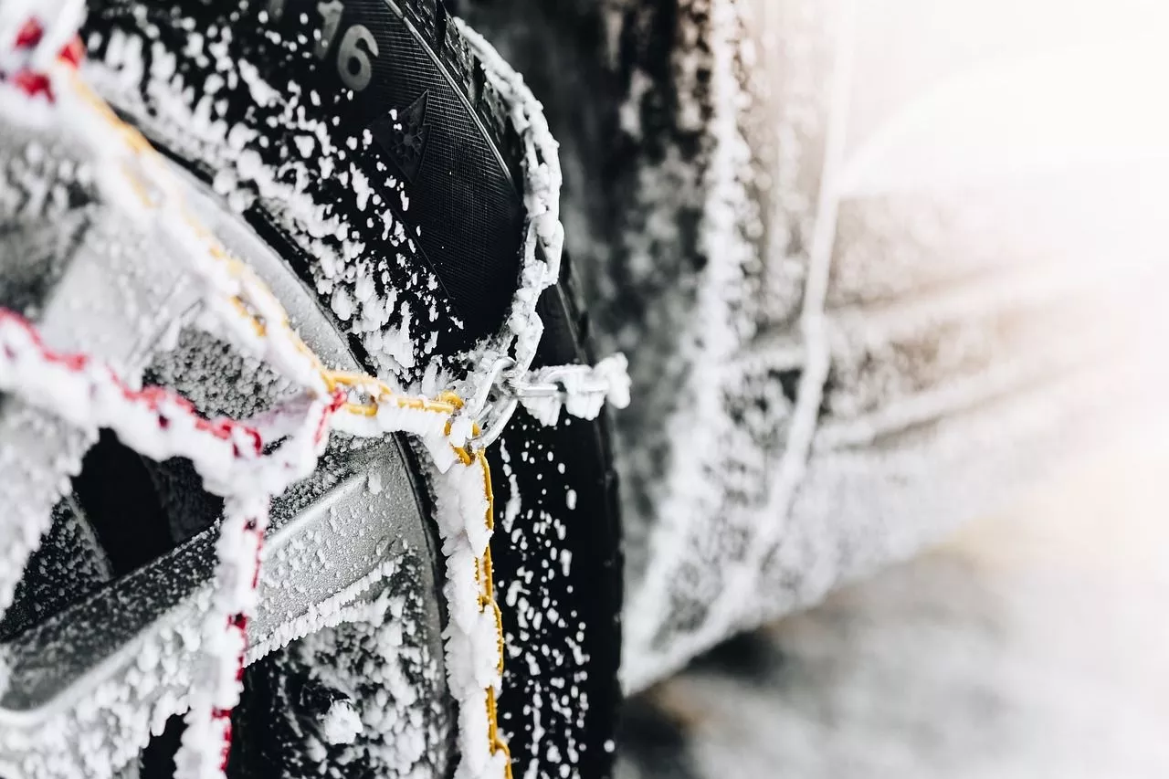 Zimní pneu, ilustrační fotografie.