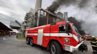 V pražských Malešicích hoří v jedné z budov spalovny. (20.10.2021)