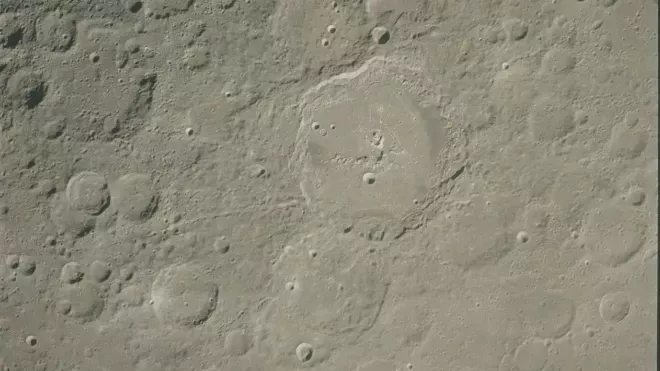 NASA zveřejnila unikátní snímky z misí Apollo