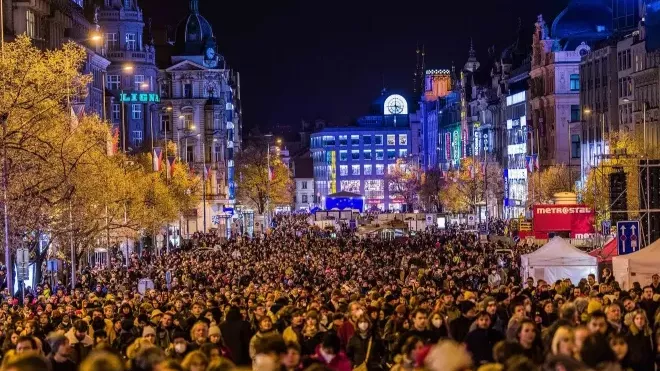 Na Václavském náměstí se uskutečnil Koncert pro budoucnost. (17.11.2021)