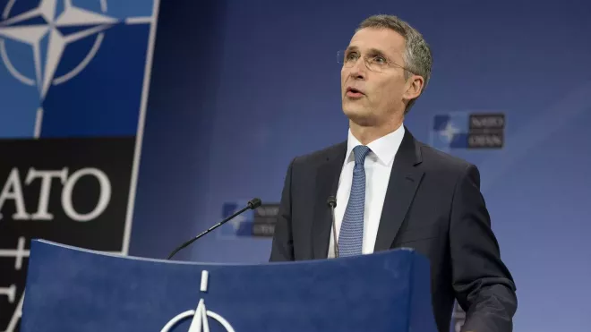 Všechny státy NATO chtějí Ukrajinu v alianci, Rusko o tom nerozhoduje, řekl Stoltenberg