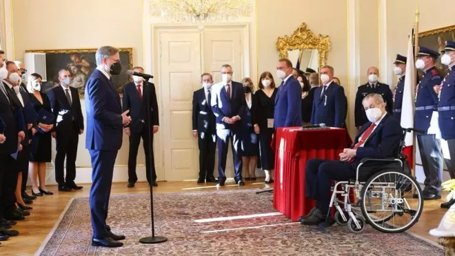 Prezident Miloš Zeman jmenoval vládu Petra Fialy. (17.12.2021)