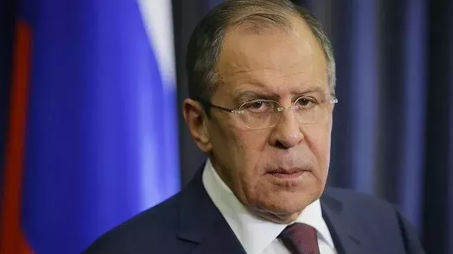 Západ se přímo účastní konfliktu na Ukrajině, obnova vztahů nebude, řekl Lavrov
