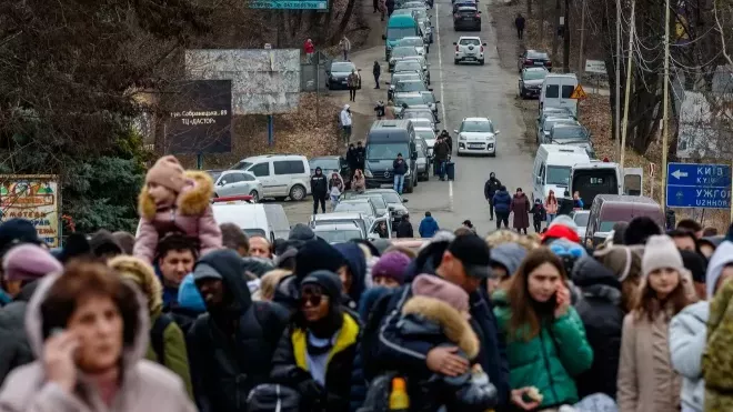 Obyvatelé Ukrajiny opouští kvůli válce zemi