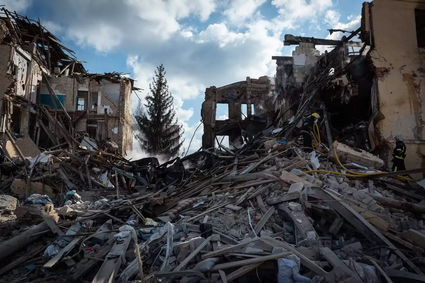 Válka na Ukrajině: Následkem ruské invaze vznikají nedozírné škody na zdraví i majetku. Ilustrační foto