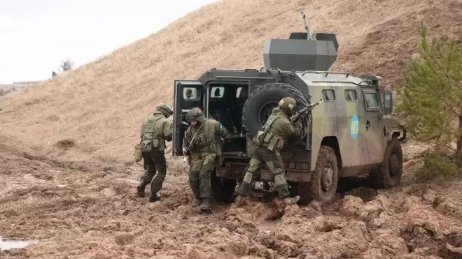 Ukrajina: Ruská armáda ztratila 44.000 mužů, útočí na několika místech najednou