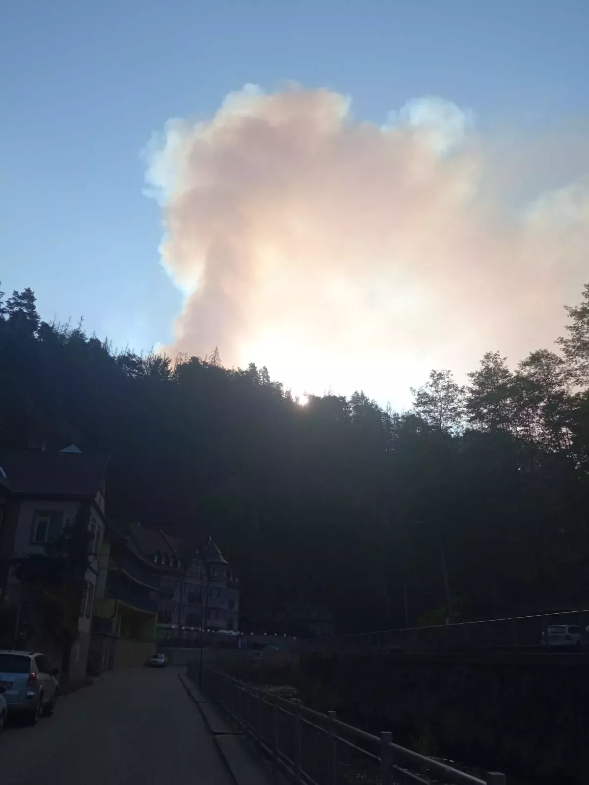 V Národním parku České Švýcarsko hoří les. (24.7.2022)