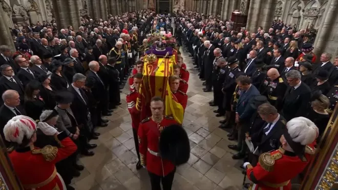 V Londýně začal pohřeb královny Alžběty II. (19.9.2022)