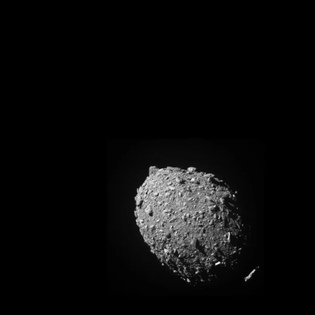 Asteroid, který zasáhla sonda DART