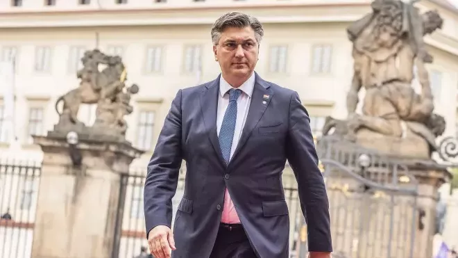 Na Pražském hradě se setkali evropští politici na neformálním summitu EU. (7.10.2022)