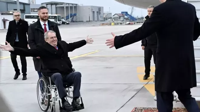 Miloš Zeman přijel na návštěvu Srbska.
