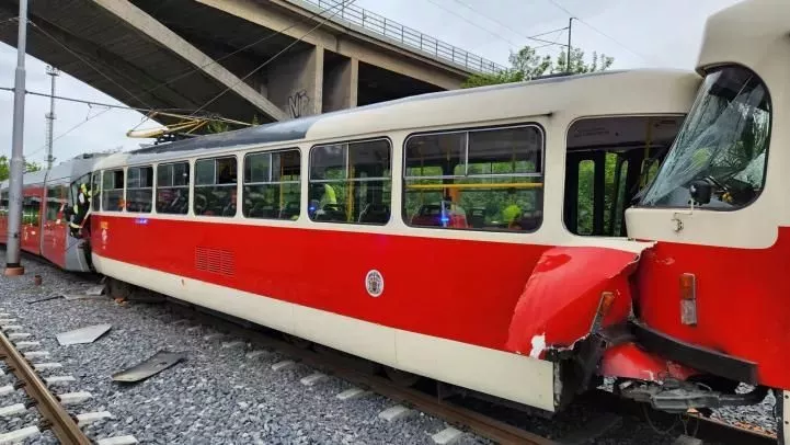 V Praze se ráno srazily tramvaje. (24.5.2023)